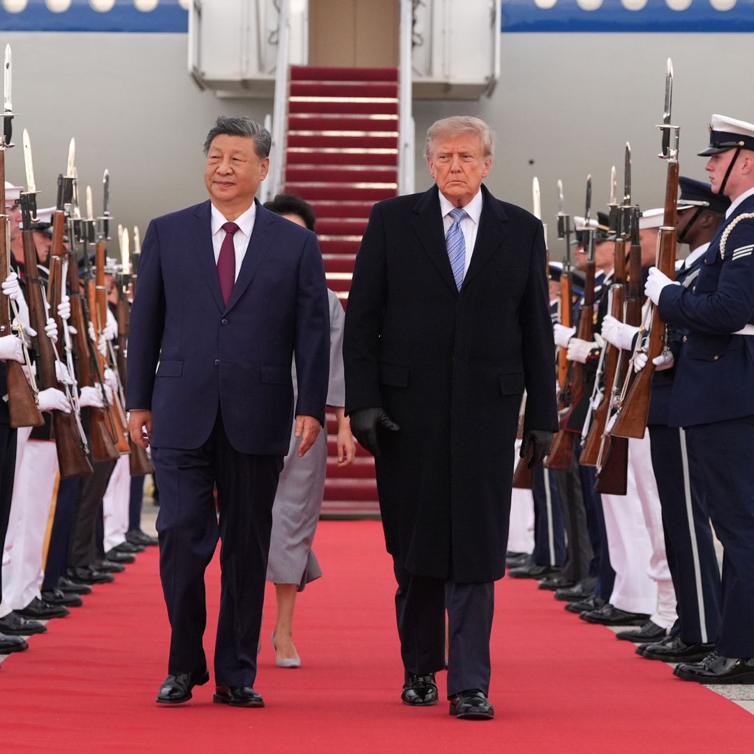 Trump Recibe a Xi Jinping en Estados Unidos con Alfombra Roja y Sobrevuelo Militar
